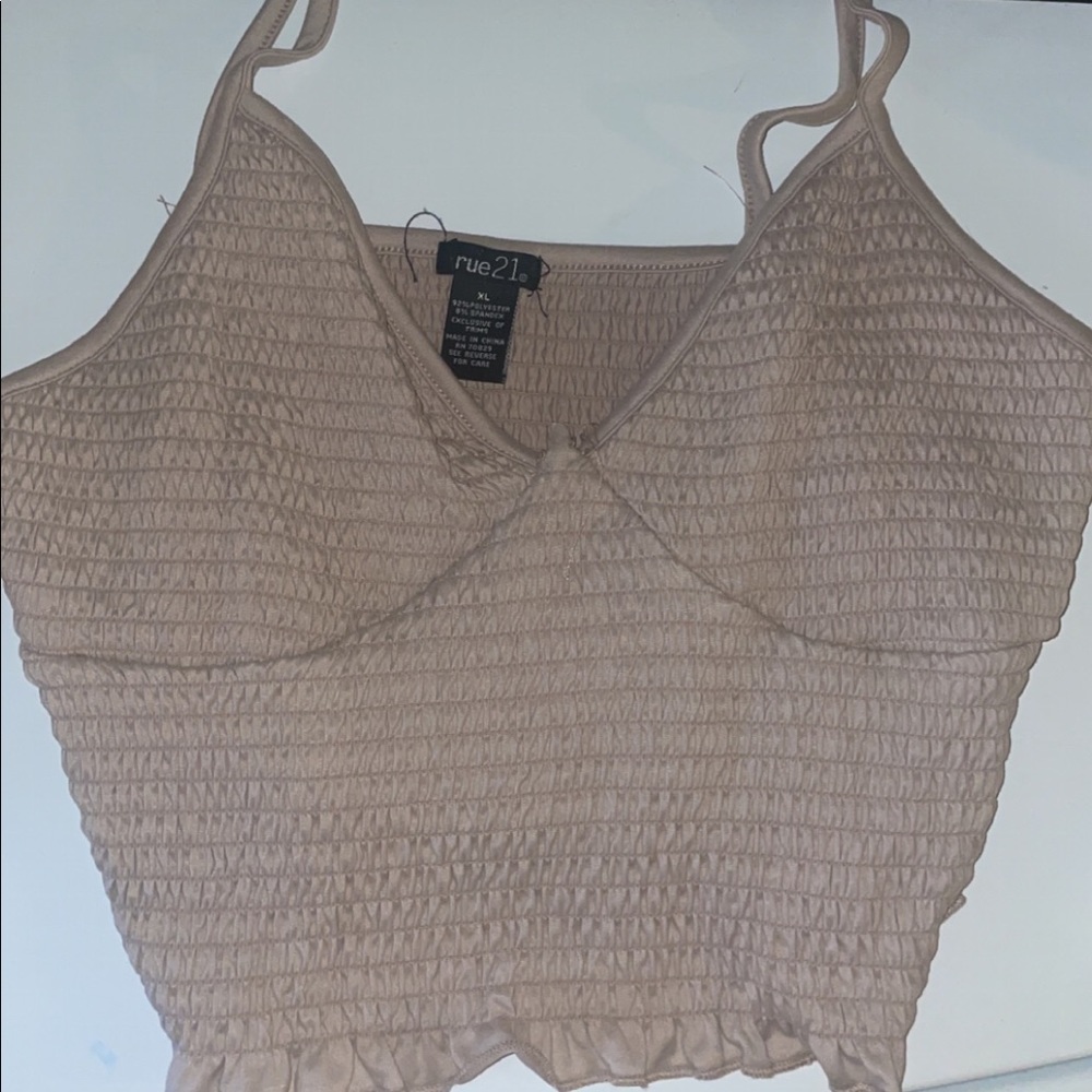 RUE 21 CROP TOP